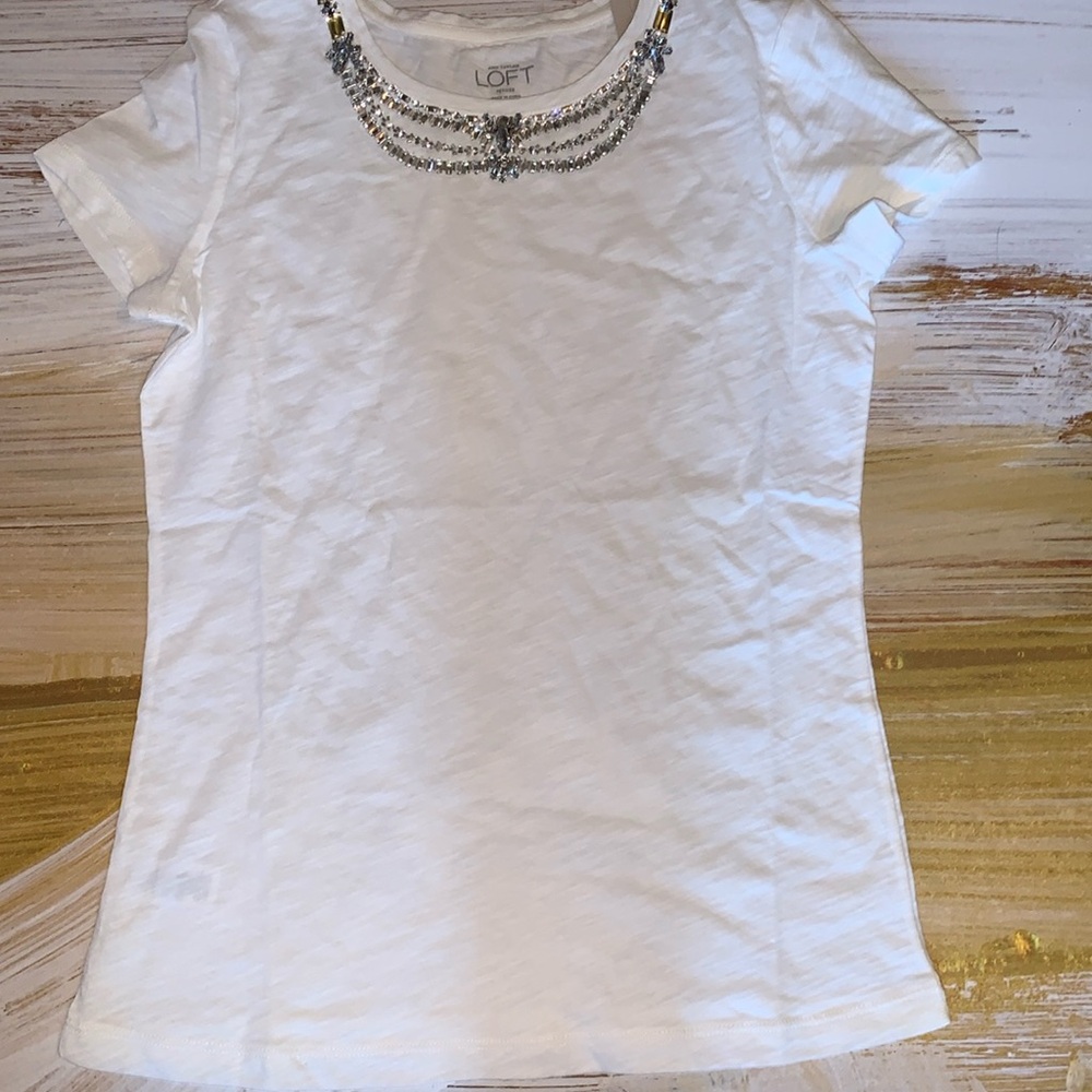 NEW Ann Taylor Loft Decorative Tee